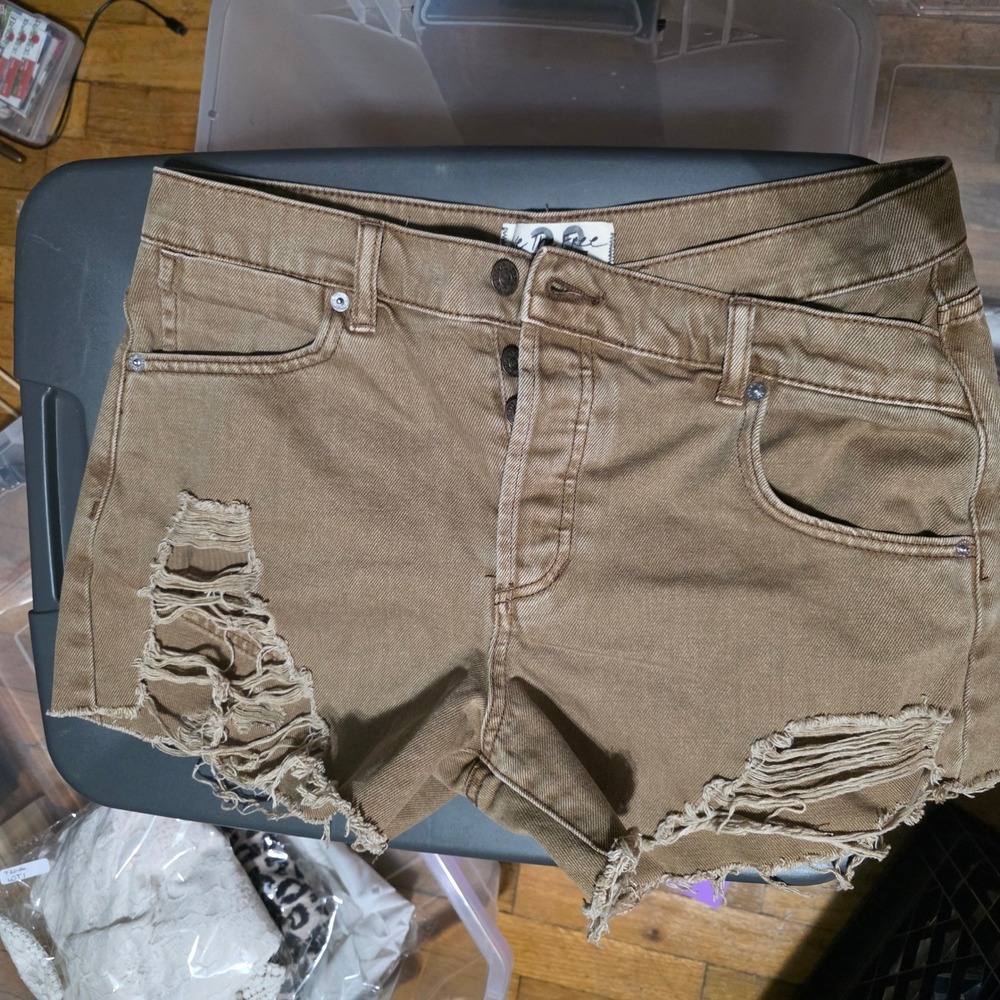 We The Free Free People Distressed Denim Shorts Tan Brown Button Fly Size 29 - Picture 12 of 12